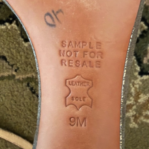 Tory Burch Keri Crackled Metallic Sandal Pewter Stiletto Heels - Picture 6 of 8